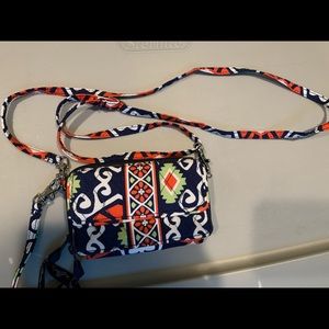 Vera breadly cross body